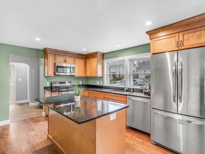361 Elm St, Braintree, MA, 02184
