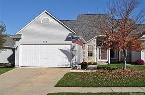 1st image of 737 Knollwood Cir #1