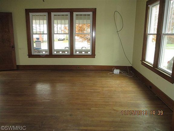 5th image of 1146 Sherman St SE