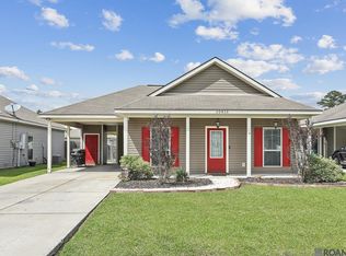 10815 Field Pointe Dr, Denham Springs, LA 70726