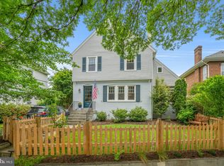 804 Russell Rd, Alexandria, VA 22301