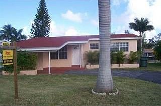 1st image of 731 SW 3rd Ave