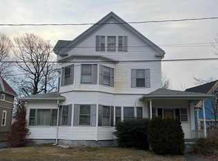 18 Weston St, Brockton, MA 02301