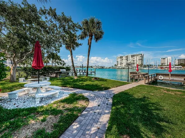 9715 Harrell Ave, Treasure Island, FL