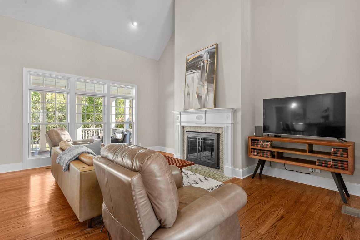 next background image