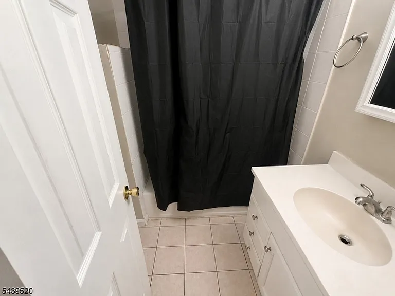79 Belmont Ave — Photo 7