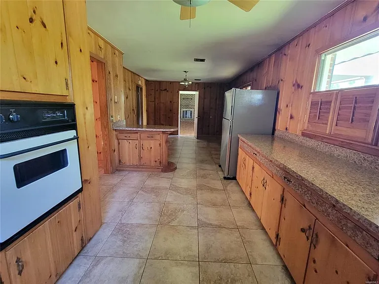 991 Upper Kingston Rd — Photo 4