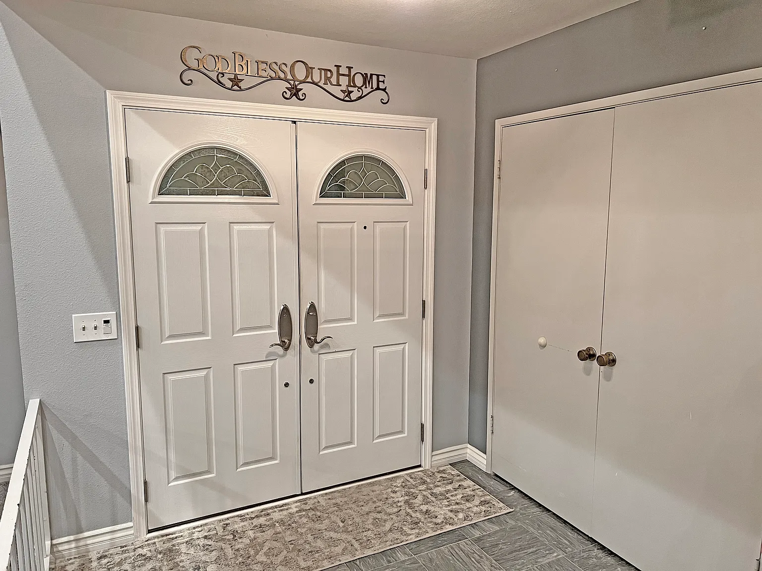 3 bed, 1766 sqft, $4,100 — Photo 2