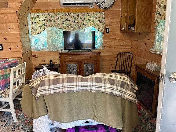 5th image of 354 Strait Rd