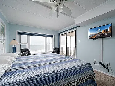 2 bed, 1136 sqft, $1,750 — Photo 2