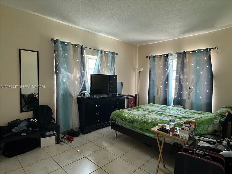 2200 E Hallandale Beach Blvd #112 — Photo 8