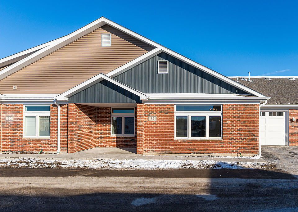 1st image of 46 Kloe Ln #46