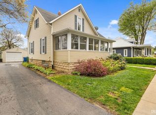 209 Hawkins Ct, Culver, IN 46511