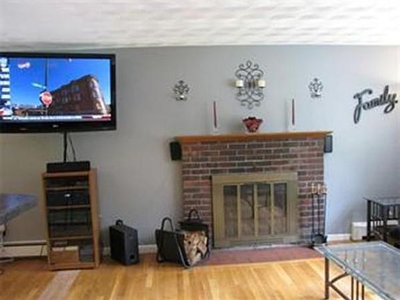 3rd image of 218 Ponderosa Dr