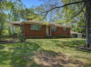 324 Demott Ln, Somerset, NJ 08873