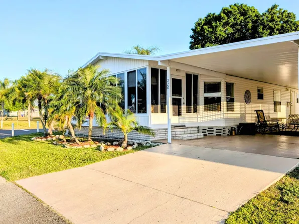 1510 Ariana St #220, Lakeland, FL 33803