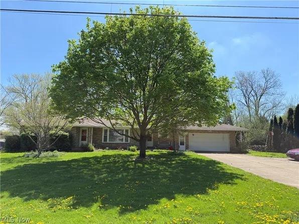 1330 Columbus Rd, Wooster, OH 44691