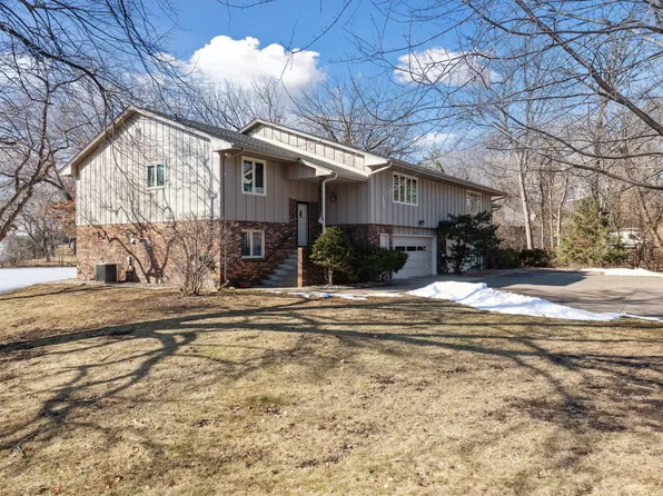 5706 Blake Rd S, Edina, MN 55436