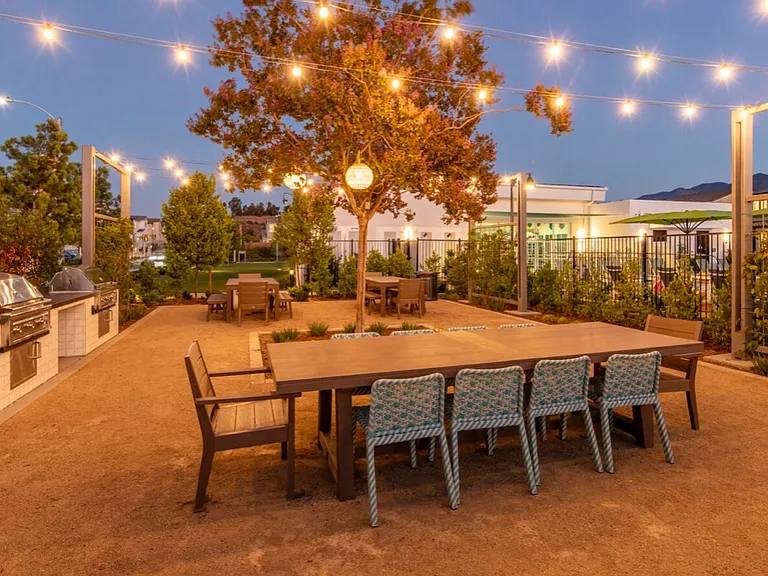 2206 Yuzu St — Photo 14