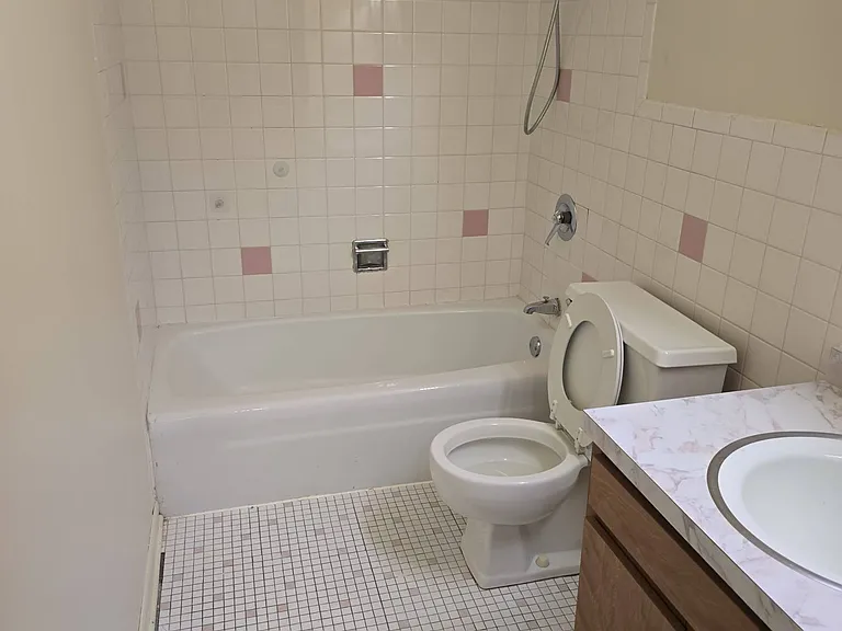 9841 S Harlem Ave #1C — Photo 18