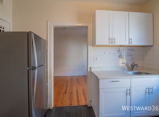 6509 N Hoyne Ave #1N, Chicago, IL 60645
