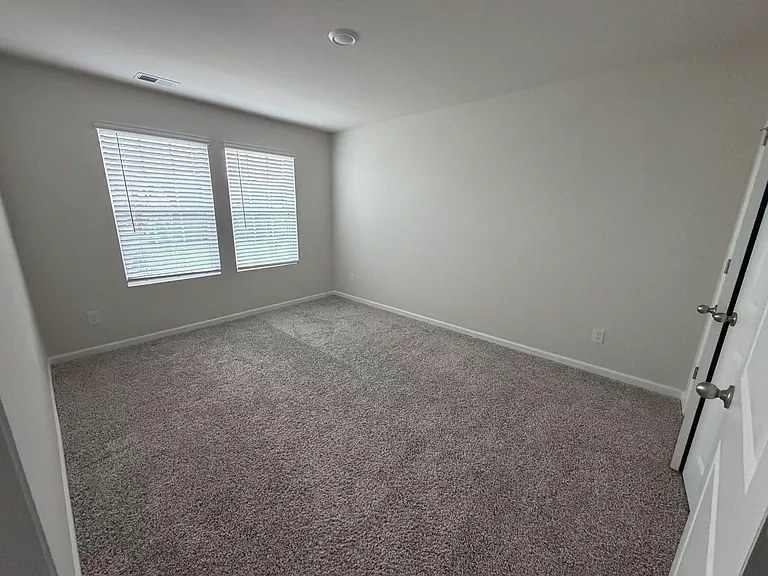 312 Cedar Knoll Cir — Photo 14