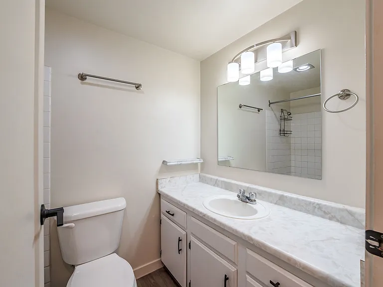 864 Fairview Rd #203 — Photo 6