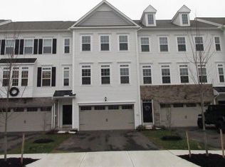225 Eagle Dr, Cranberry Township, PA 16066