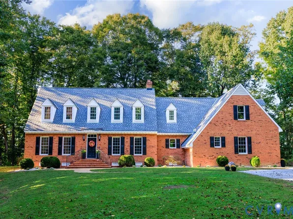 9281 Pamunkey Crest Dr, Mechanicsville, VA 23111