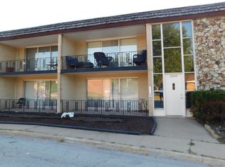 18204 Exchange Ave APT 5, Lansing, IL 60438