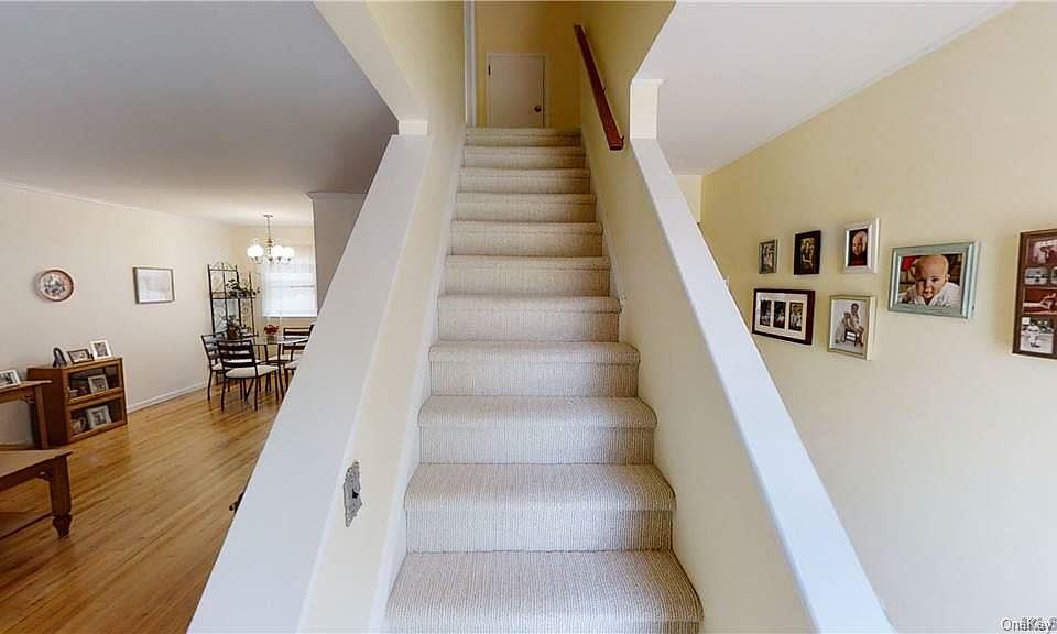 1st image of 26 Meadow Drive