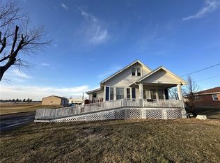 824 W 8th St, Cameron, MO 64429