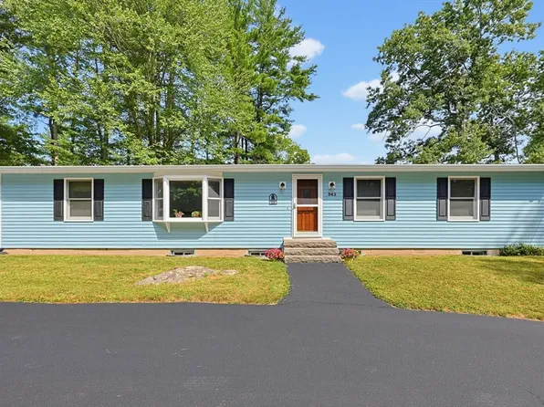 343 Central St, Foxboro, MA 02035