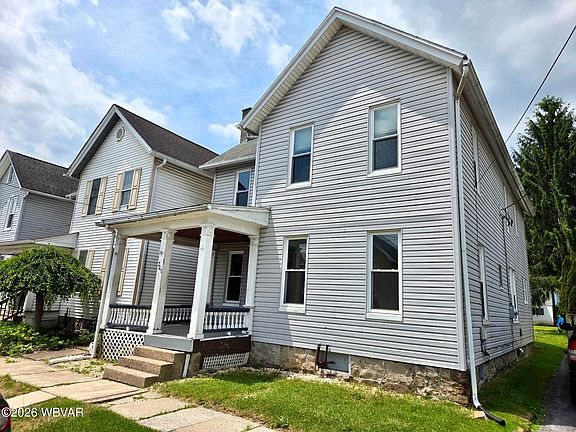 2nd image of 207 Wylie St
