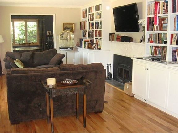 built-in bookcases/cabinets