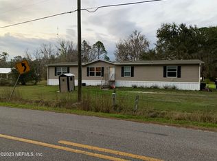 256 Paradise Shores Rd, Crescent City, FL 32112