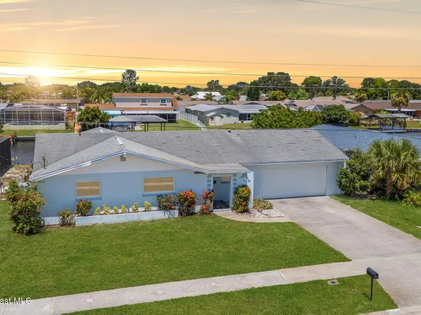 1340 Holiday Blvd, Merritt Island, FL 32952