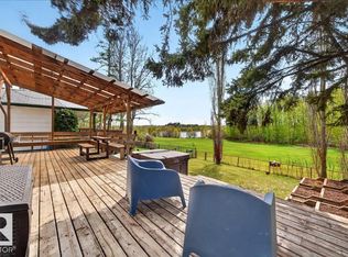 755 Lakeside Dr, Spring Lake, AB T7Z2V7