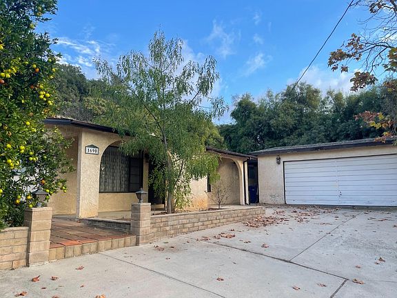 3rd image of 1690 Orchard Dr