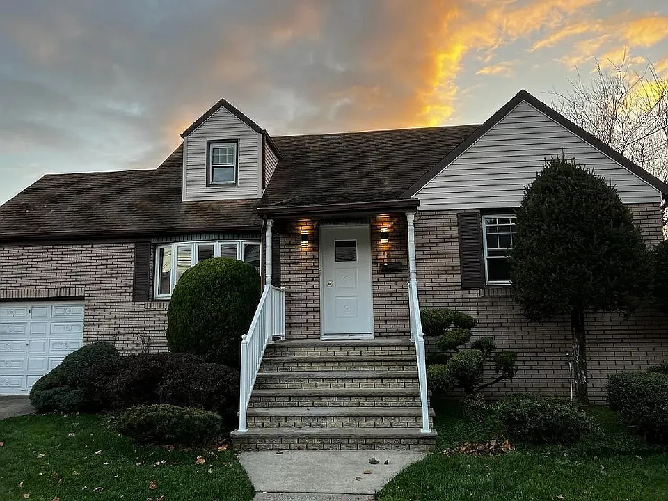 18 Avenue B #B