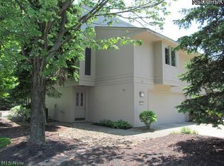 8042 Steven David Dr #4218, Strongsville, OH 44149