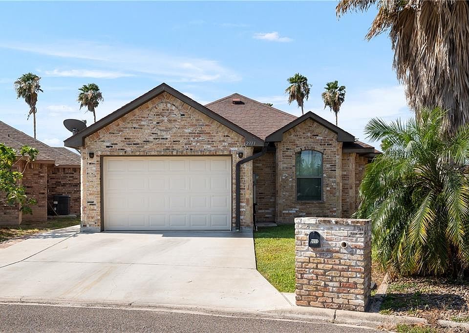 1st image of 2111 Crystal Dr