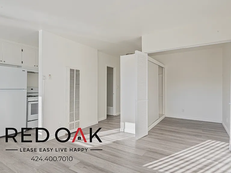 333 N Brand Blvd #12 — Photo 1