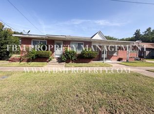 900 E 6th Ave #2, Corsicana, TX 75110