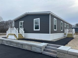 101 Sherwood Glen Rd, Somersworth, NH 03878