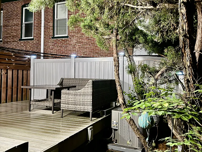 923 Lovering Ave — Photo 14