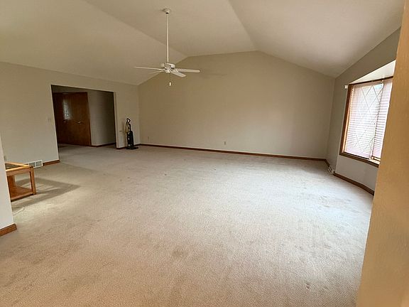 5th image of 12343 Secor Rd