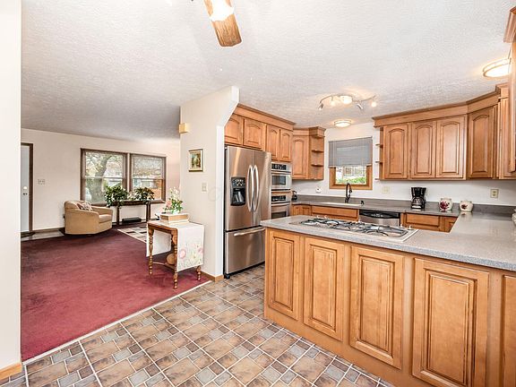 5th image of 5657 Andrea Ln
