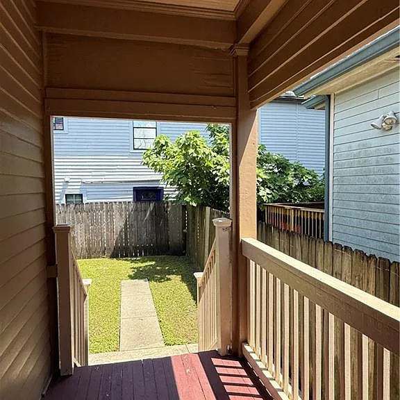 1435 France St — Photo 13