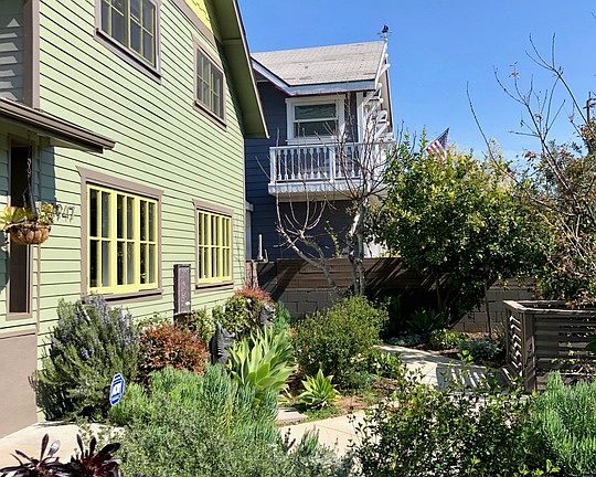2nd image of 4947 Marmion Way